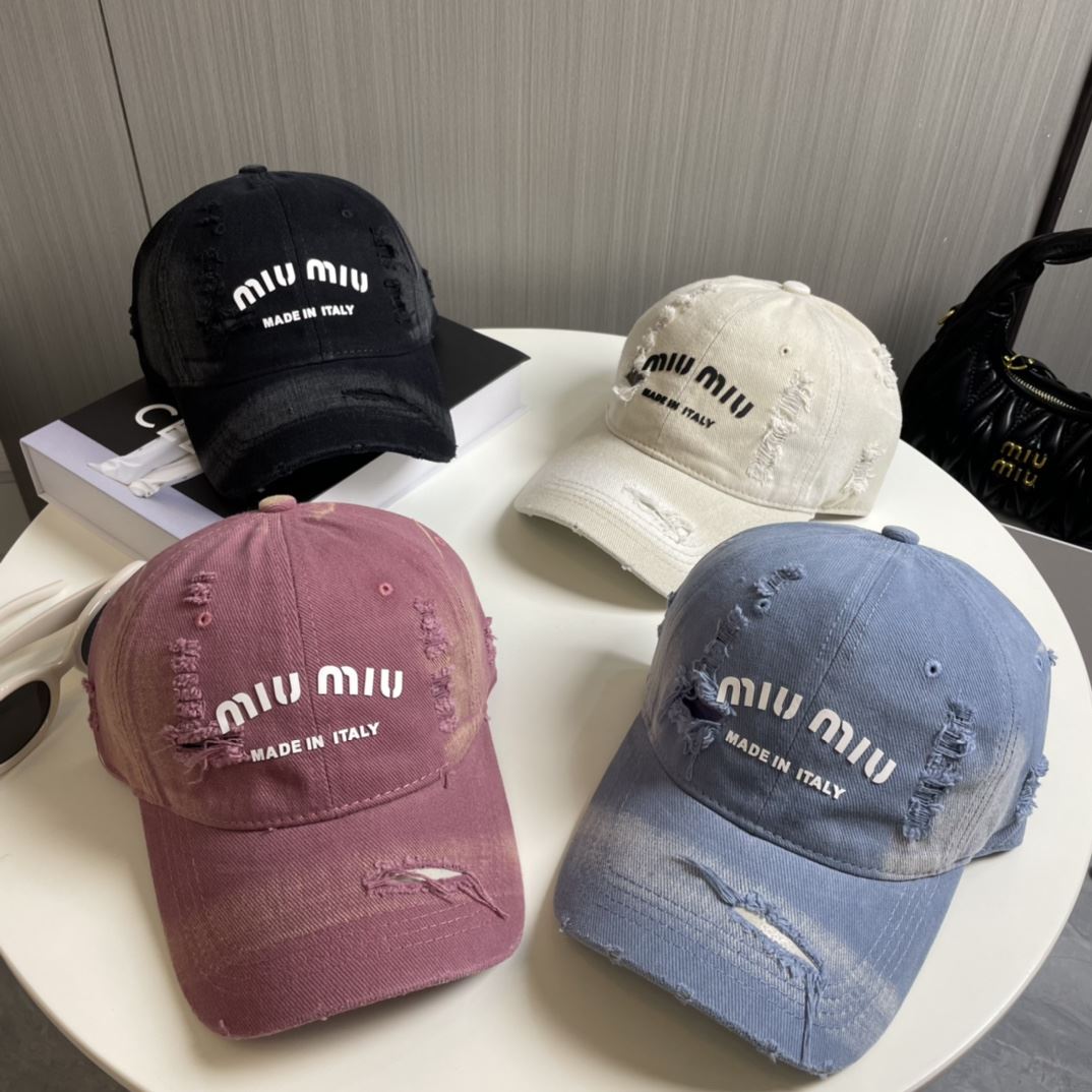 Miu Miu Caps